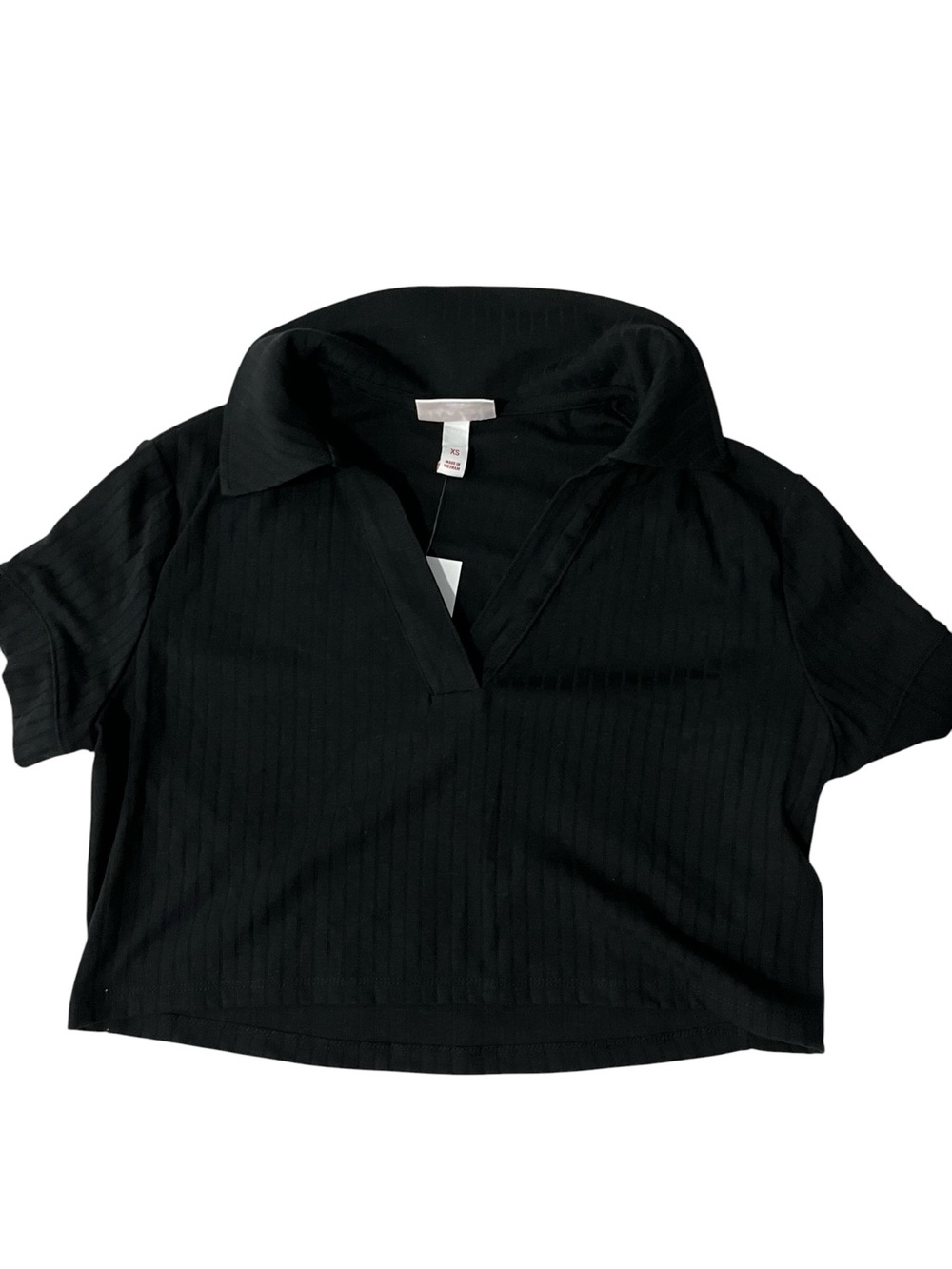 Ingrid & Isabel Black Ribbed V-Neck Polo Crop Top
